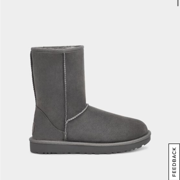 UGG Womens Classic Short II - Picture 1 of 9